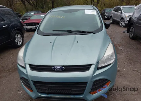 2013 Ford Escape S z USA, uszkodzony, nr VIN 1FMCU0F76DUA19653